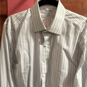 Brooks slim fit size 15 1/2-33 French cuff shirt